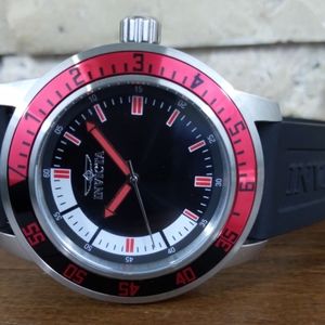 MENS INVICTA SPECIALTY BLACK RED QUARTZ WAT